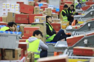 Объем онлайн-продаж 11 ноября в Китае побил прошлогодний рекорд